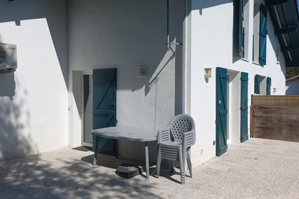 Appartement 70 M2 - Terrasse Et Jardin Privatifs Mouguerre Exterior foto